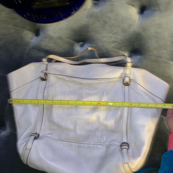 💥AUTHENTIC CAROLINA HERRERA🔥 - Picture 4 of 6